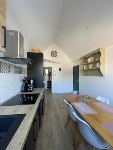 Cucina o angolo cottura di L'ATELIER YPORT