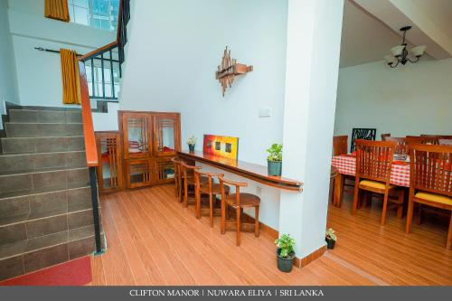Photo de la galerie de l'établissement CLIFTON Manor luxury boutique hotel, à Nuwara Eliya