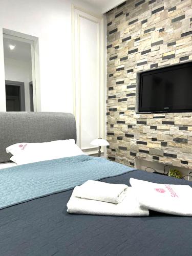 Televisyen dan/atau pusat hiburan di Hotel Senator