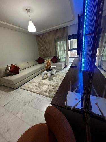 Postel nebo postele na pokoji v ubytování Appartement confortable au corniche