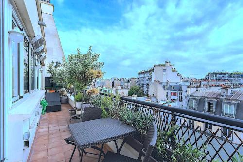 Appart Terrasse Vue Tour Eiffel
