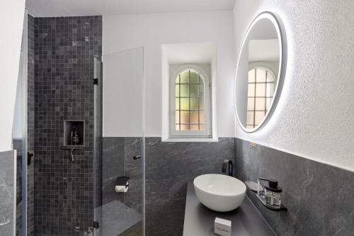 Casa Oliva - Boutique Townhouse in Ascona - Happy Rentals