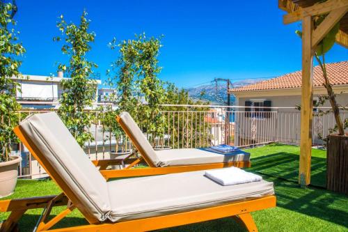 Taman di luar Flowers in the city - Elegant Home in Argostoli
