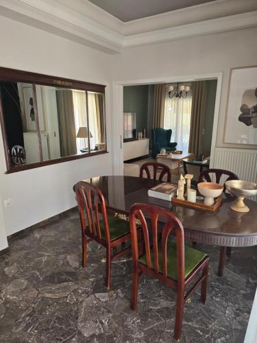 Large 1 bedroom Penthouse with Large Terrace