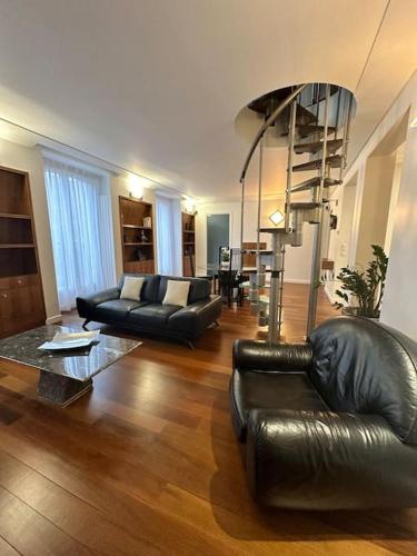 Magnifique appartement Paris proche Arc Triomphe