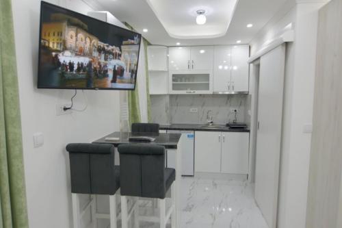 A cozinha ou cozinha compacta de Sanela