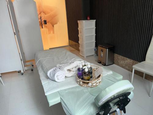 Katil atau katil-katil dalam bilik di Golden Dune Residential Unit - Almalaz