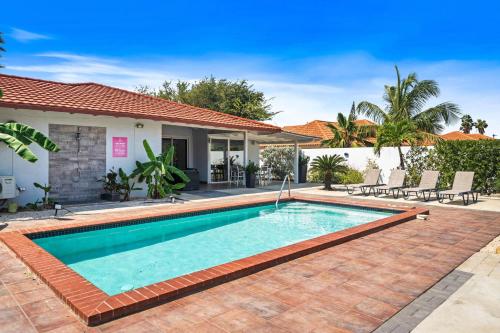 Πισίνα στο ή κοντά στο Villa Marquesa Aruba