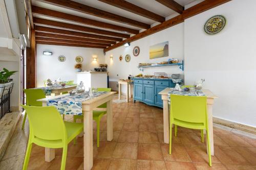 Nhà bếp/bếp nhỏ tại La Meridiana Hotel