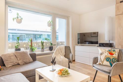 Modern Apartment with Balcony near SBB - Special PICCO PICASSO 53 Apartment, Basel, up to 6 guests