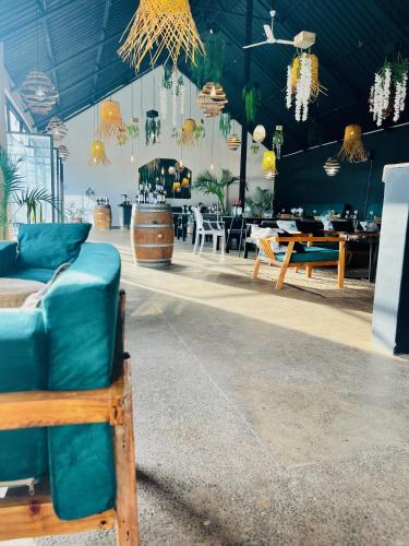 Zona de estar de The Shed Venue & Boutique Hotel