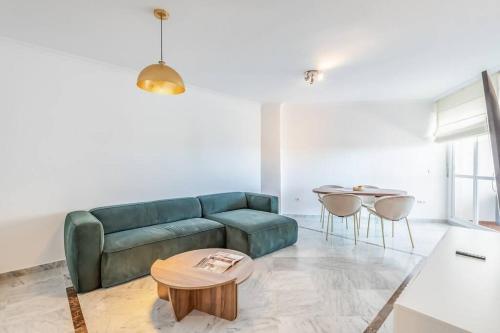 Lorcrisur corner PH apt 3 bedroom beach Marbella
