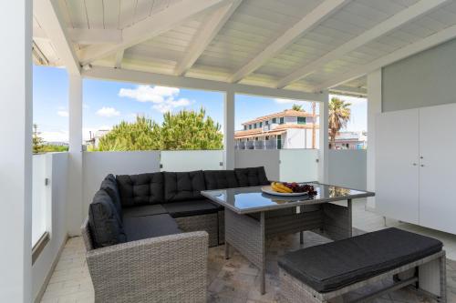 Acapulco Marinos Apartments- Adults Only