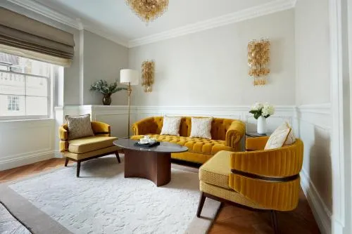 2 Chesham Hotel photo 12