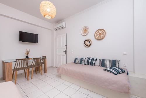 Φωτογραφία από το άλμπουμ του Golden Sunrise Suites in Santorini στο Καμάρι
