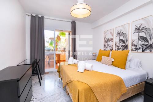 Chic garden flat 5min from beach