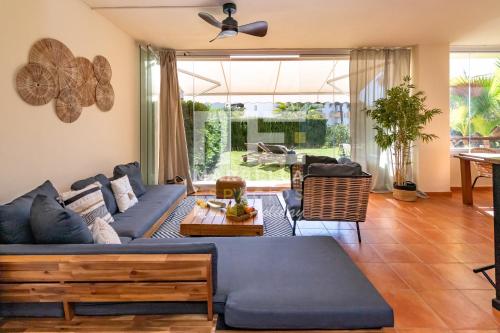 Chic garden flat 5min from beach