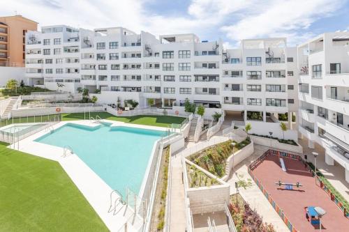 New Chic apartment walk to beach Estepona RDR387