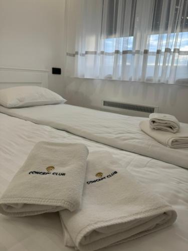 Una cama o camas en una habitación de Apartman Jović - Zlatni dan - Zlatibor