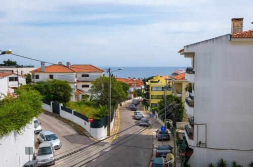 Sea View Apartment in Estoril