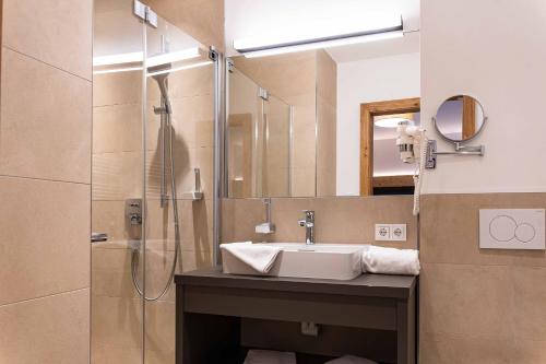 Ένα μπάνιο στο Spa Apartments - Summercard included - Zell am See