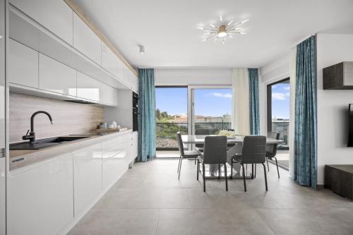 Apartments Koby, Okrug Gornji, Sea View, Pool