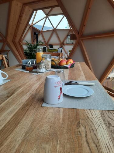 Jídlo v penzionu nebo okolí