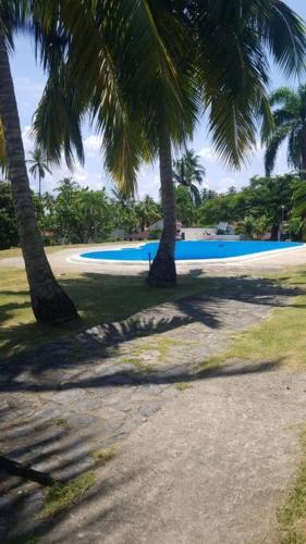 Bazén v ubytování Las Pascualas Beach nebo v jeho okolí