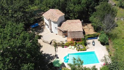 Villa avec piscine les chênes