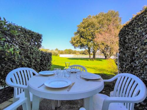 Maison au cœur d'un village vacances proche golf port et plage - 5 pers