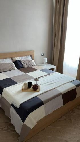 Llit o llits en una habitació de Appartamento intero nuovo