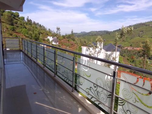 Μπαλκόνι ή βεράντα στο Joy Luxury 3 Bhk Villa