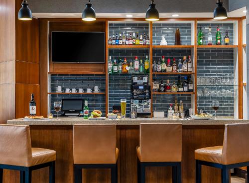 Напитки в Hyatt Place Phoenix Chandler - Fashion Center