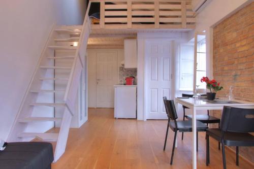 Grace's elegant suite