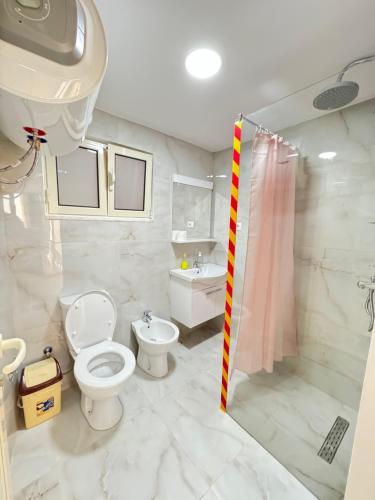 Ein Badezimmer in der Unterkunft Bellavista Villa