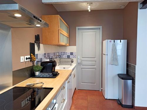 AC - Quiet - Le Colibri, Bright Duplex photo 13
