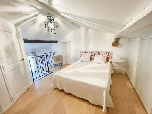 Photo de la galerie de l'établissement VILLA ARAGON Spa - au pied du village - idéale familles cousinades, à Seillans