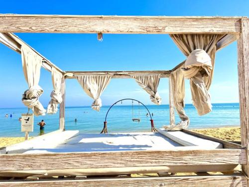 Boho Lagoon Garden Escape - Azha Sokhna