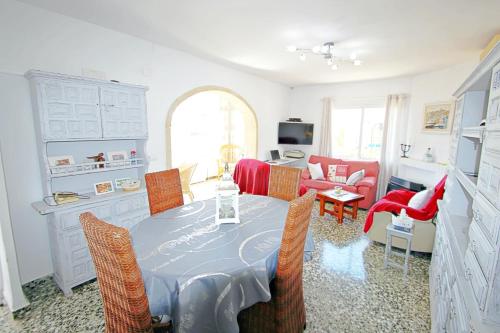 Clara - villa with large private pool in Calpe