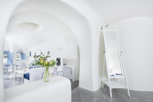 Φωτογραφία από το άλμπουμ του Fava Eco Suites στην Οία