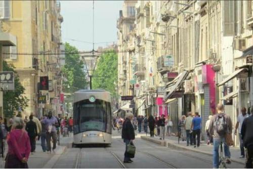 Photo de la galerie de l'établissement Marseille vieux port canebière joli appartement, à Marseille