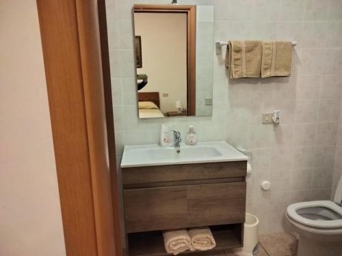 Ένα μπάνιο στο Casale di Valle Fredda