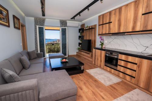Cozy Lair Apartments