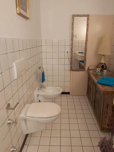 Ένα μπάνιο στο B&B Romantico Palazzo dei Ulivi