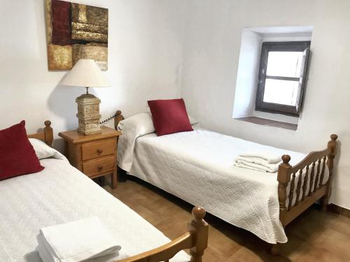 Säng eller sängar i ett rum på 3 bedrooms house with wifi at Benalauria