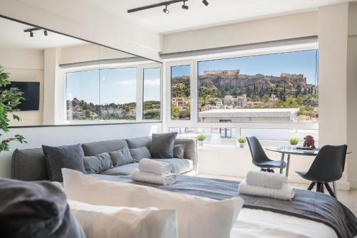 Stylish Studio: Acropolis View in Monastiraki Sq.