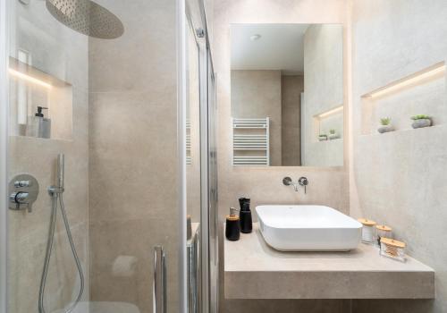 Ένα μπάνιο στο Alkis Luxury By Greece Apartments