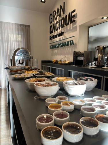 Jídlo v hotelu nebo okolí