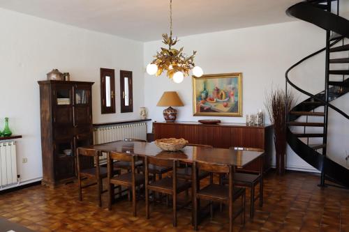 Turquoise Villa Loutraki