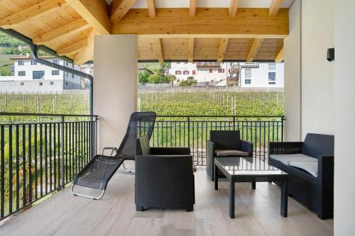 Balkón nebo terasa v ubytování Bacchushof Apartment Lagrein